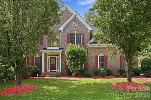 2940 Shady Reach Lane active home in Mt Isle Harbor, Charlotte, NC