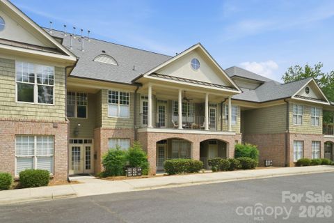 1131 Park West Drive pending home in Dilworth, Charlotte, NC