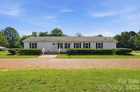 288 Farris Road