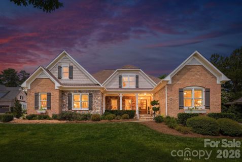 18527 Carnegie Overlook Boulevard pending home in River Run, Davidson, NC