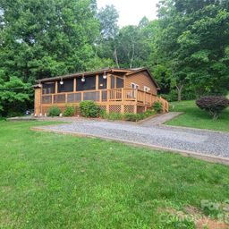 131 Dahlia Lane