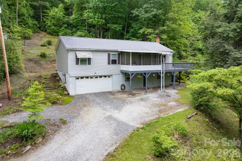 125 Round Mountain Road