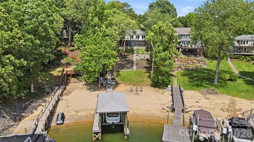 Homes in Tega Cay, Tega Cay