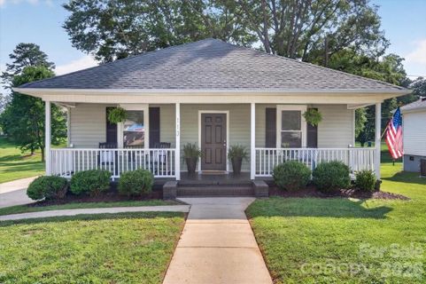 113 Pleasant Street pending home in Linford Park, Belmont, NC