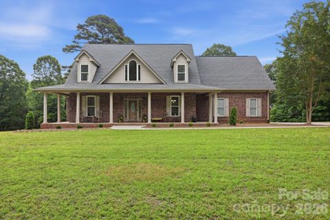 132 Monarch Lane