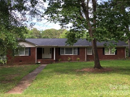 128 Woodlynn Drive