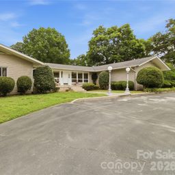 938 Sandswood Drive