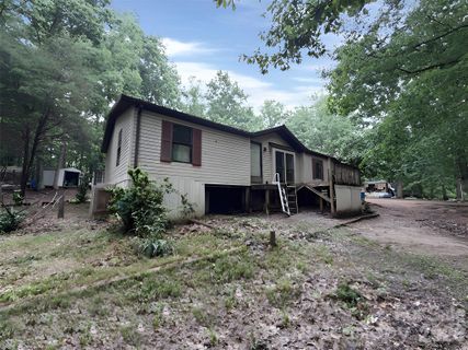 120 Kings Forest Drive