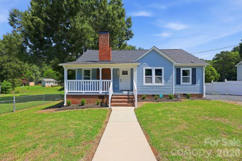 1508 Old Charlotte Road