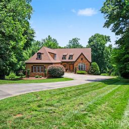 401 Yorkfield Drive
