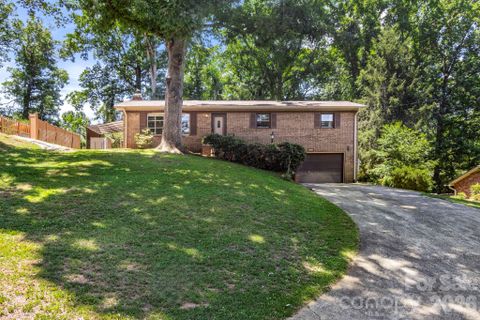 2951 7th Street Drive