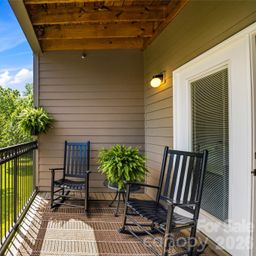 142 Brickton Village Circle