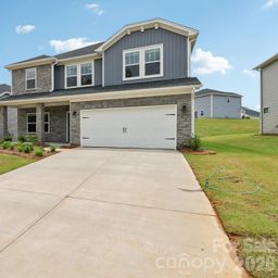 104 Frontiersman Drive