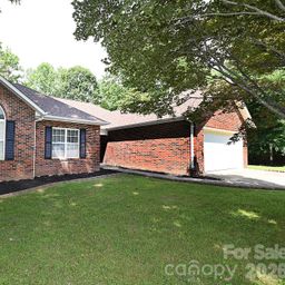 1035 E 24th Street