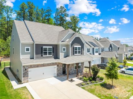 193 Abersham Drive pending home in Gambill Forest, Mooresville, NC