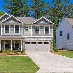 1736 Rhynes Trail