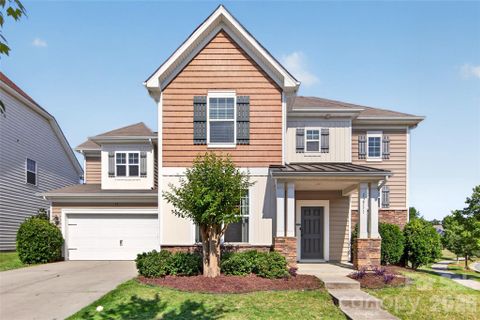 12531 Surreykirt Lane pending home in Monteith Place, Huntersville, NC