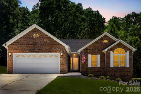 170 Ruthaven Drive pending home in Heritage, Bessemer City, NC