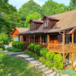 603 Laurel Lakes Parkway
