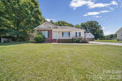 Homes in Edgewood Farms, Wingate