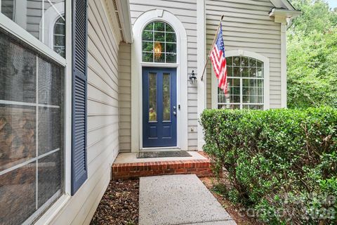 4710 Kirkgard Trail pending home in Cheshunt, Charlotte, NC