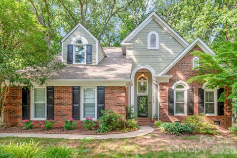 15202 Sharrow Bay Court active home in Wynfield, Huntersville, NC