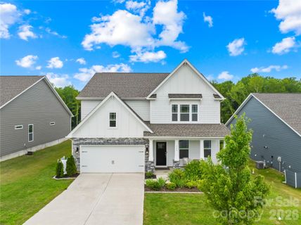 116 Aviendha Lane active home in Falls Cove, Troutman, NC
