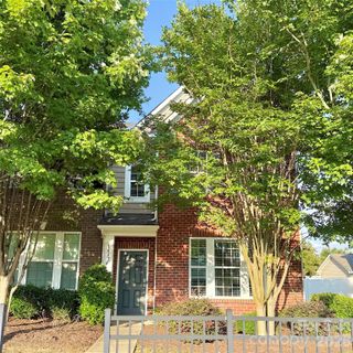 18426 W Catawba Avenue active home in Harborside Townhomes, Cornelius, NC