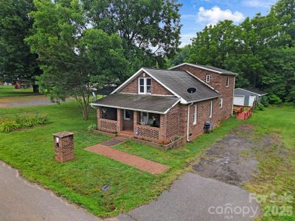 115 Lippard Street