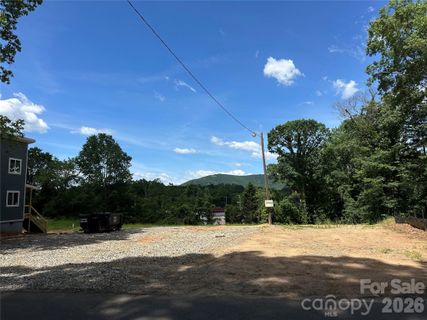 25 Oak Hill Drive