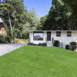 1047 White Plains Road
