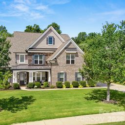 10704 Waxhaw Manor Drive