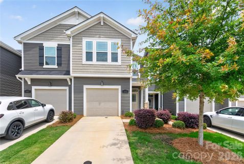 1211 Bigelow Street active home in Cheyney, Charlotte, NC