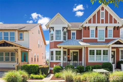 722 Waterscape Court active home in Riverwalk, Rock Hill, SC