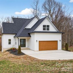 229 Shenandoah Loop