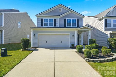 423 Knothole Lane pending home in Cedar Mill, Charlotte, NC