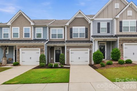 5531 Harris Cove Drive sold home in The Enclave At Davis Lake, Charlotte, NC
