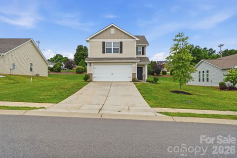 467 Belcaro Drive active home in Beason Creek, Kings Mountain, NC