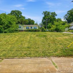 412 W Davidson Avenue