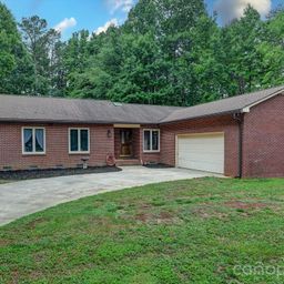 1320 Richard Road