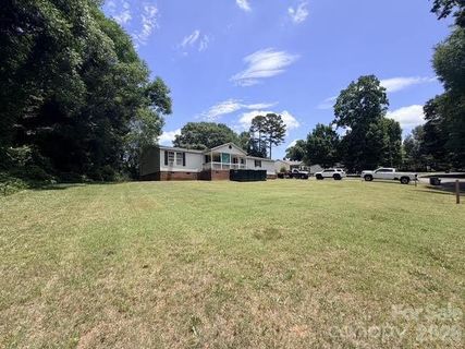 136 Green Drive