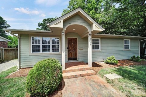 2715 Springway Drive pending home in Country Club Heights, Charlotte, NC