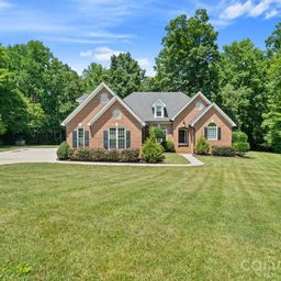 305 Forbes Court