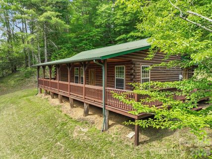 439 Upper Pig Pen Road