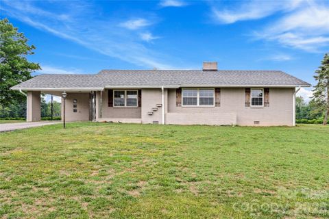 114 Shiloh Farm Trail