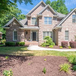 4017 Foxes Trail