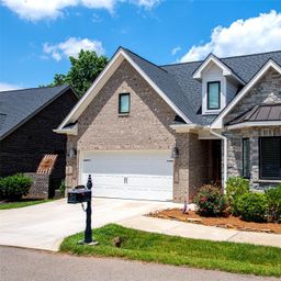 1414 Spring Ridge Lane
