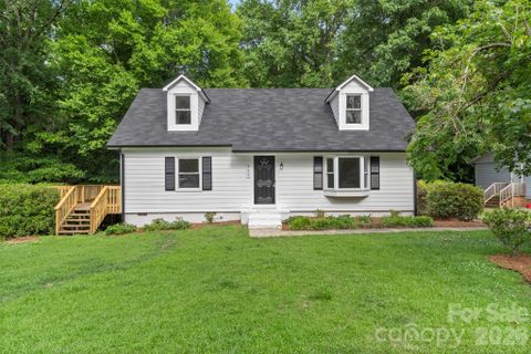 711 King Arthur Drive
