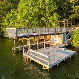 263 Lakewood Circle