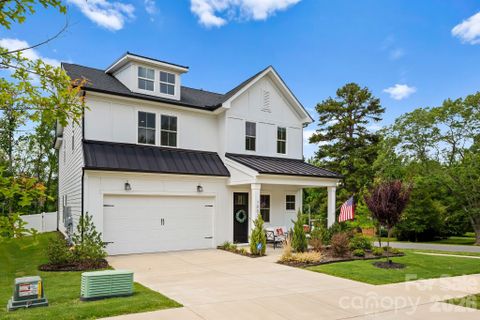 1002 Parkes Street active home in Tennyson, Matthews, NC